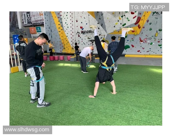 杭州攀岩队耐力训练揭秘与攀岩技巧提升的深度探讨 杭州攀岩队耐力训练揭秘与攀岩技巧提升的深度探讨