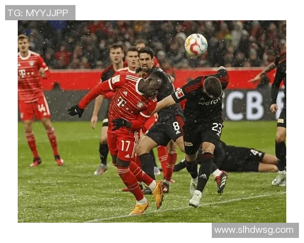 柏林联合遭遇德甲主场惨败,球迷心情沉重 柏林联合遭遇德甲主场惨败,球迷心情沉重